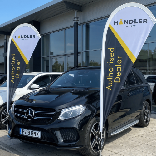 Teardrop Forecourt Flags